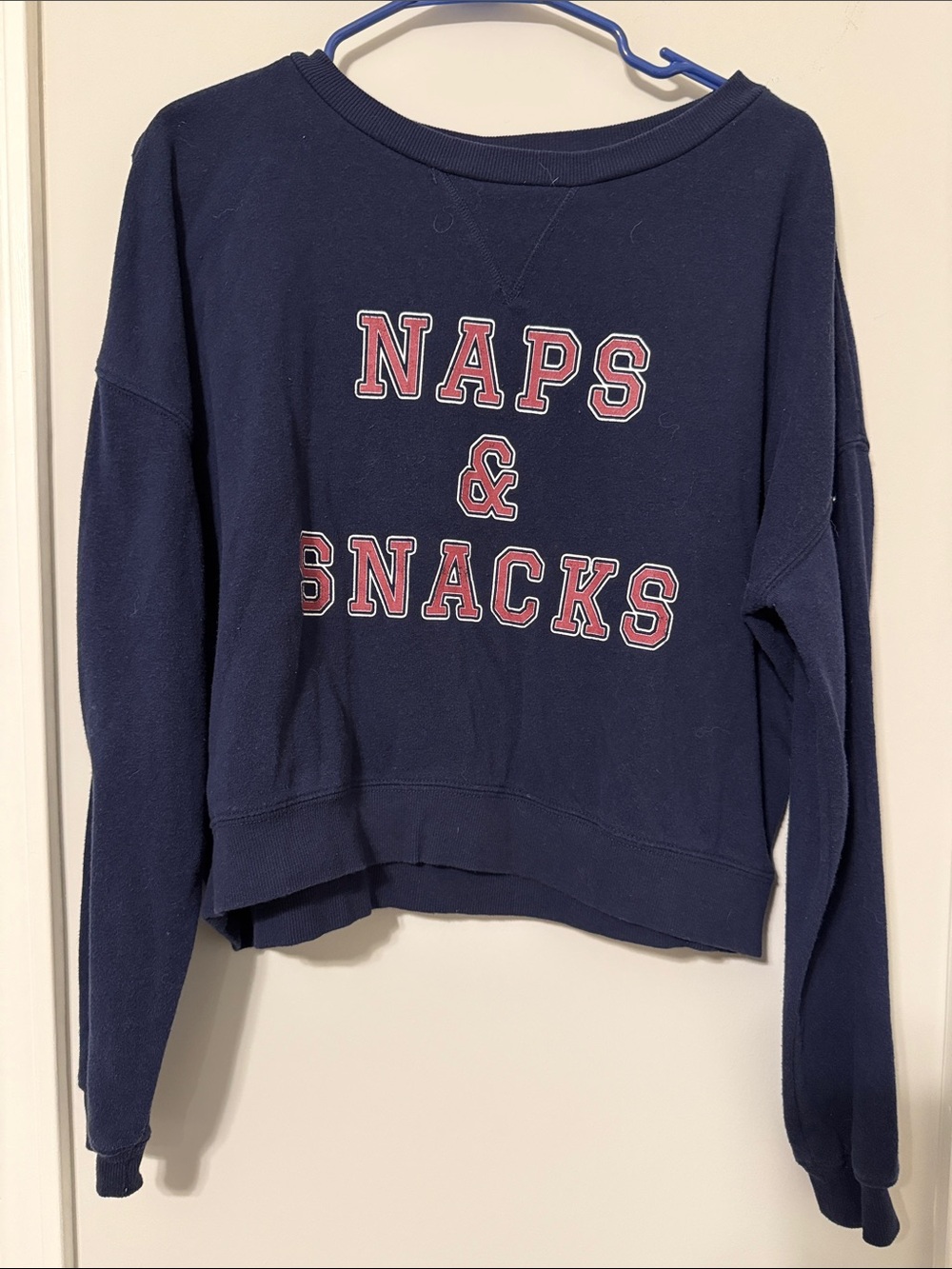 Navy 'NAPS & SNACKS' Graphic long sleeve crop top